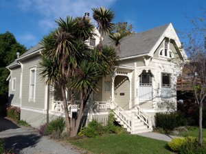 CA_SanMateoCounty_AmeliaVollersHouse_0001.jpg
